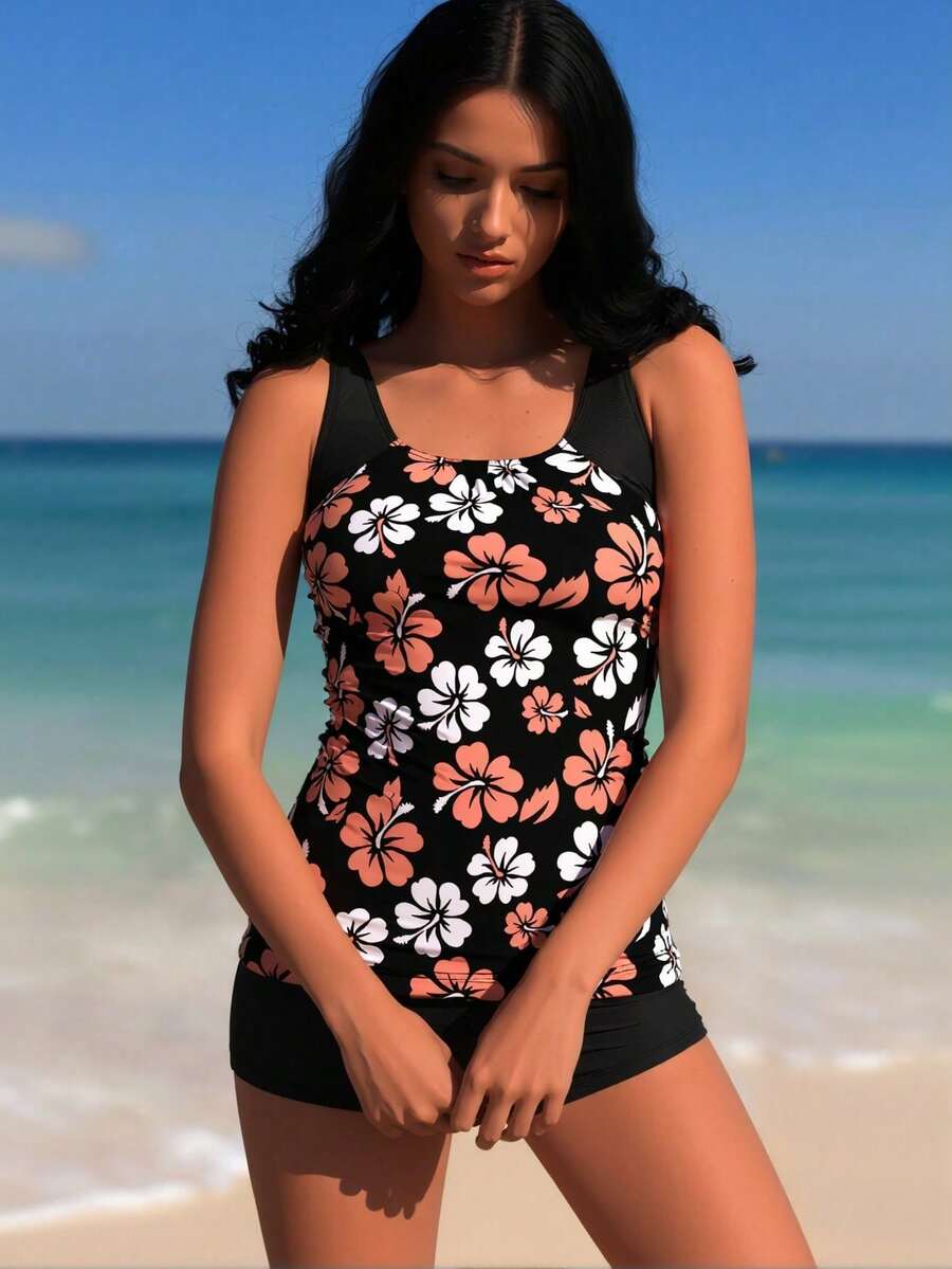2026 Tankini Bathing Suit For Women, Pink And White Hibiscus Print Top With Black Boyshort Bottoms - 花色 - 查看 1