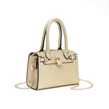 A Stylish Small Square Handbag With A Clasp, Perfect For Evening Outings. This Elegant Crossbody Bag Features A Chic Chain Strap. This Versatile, Casual Women's Bag Is The Ideal Gift For Women Attending Parties Or Dates. - Vàng - Xem 7