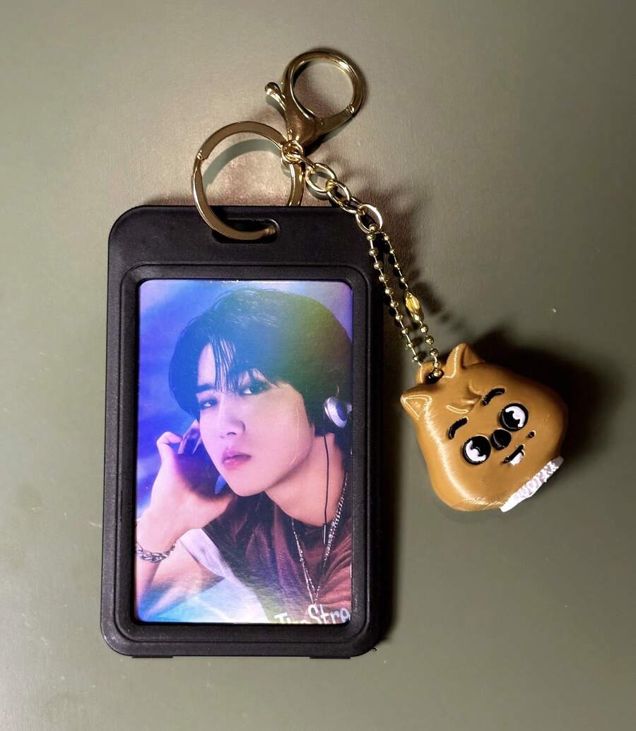 Photocard Holder With BT21 Charm. - A - 查看 1