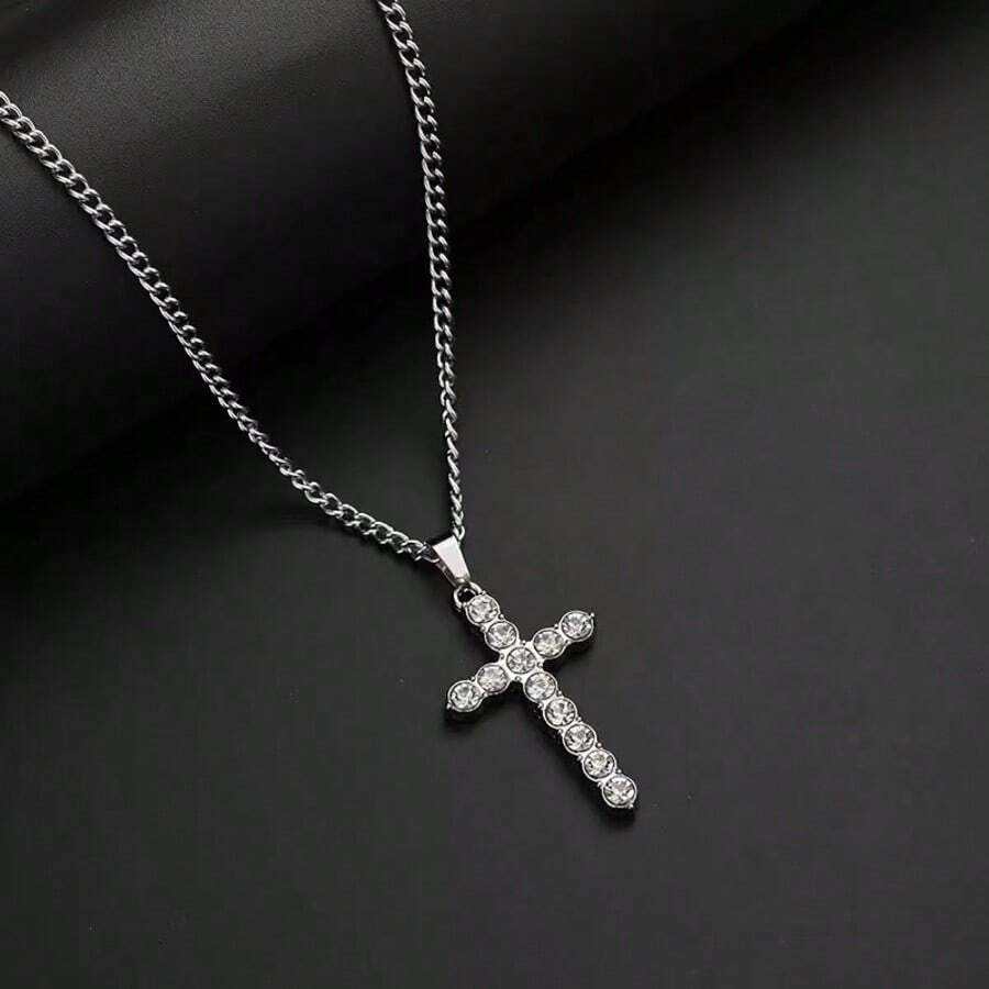 1 pièce Collier croix strass, en acier de titane, de haute qualité, ne se décolore jamais, design croix entièrement serti de strass, style frais et doux, convient pour la décoration quotidienne, unisexe, article mode essentiel, été, bijoux, festival, élégant - Multicolore - Voir 1