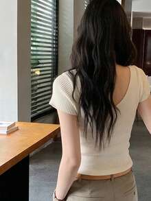 Áo dệt kim ngắn tay cổ chữ V trơn màu dành cho nữ, kiểu dáng thường ngày, thích hợp cho mùa xuân/hè. - Màu be - Xem 3
