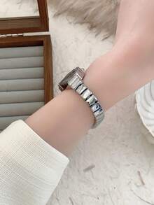 1pc New Fashion Women's Watch, Elegant Triangular Dial, Business Quartz Watch, Suitable For Daily Life, Parties And Banquets - Silver - View 6