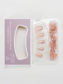 30 piezas de uñas postizas de estilo cuadrado corto/transparente y nude suave, de estilo de viaje. Basado en el color nude gris lechoso, integra destellos finos, mezcla y elementos de color, con un estilo minimalista y de alta gama que es discreto y no ostentoso. Es un "estilo universal" adecuado para el viaje diario, el lugar de trabajo y las citas, mostrando tanto la blancura como el temperamento, captando perfectamente una sensación relajada. - Multicolor - Ver 5