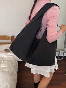 Mẫu mới về: Túi đeo chéo một vai thanh lịch, túi xách cỡ lớn, túi đeo nách độc đáo tinh tế dành cho nữ, mùa xuân/hè. - màu đen - Xem 8