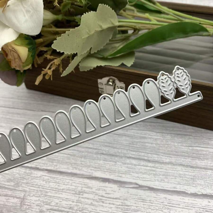 蕾丝层叠边框模切刀,适用于卡片制作;花卉图案模切刀;金属模切模具;剪贴簿模切刀;DIY蚀刻压花模板,适用于各种工艺品 - mc692+mc691 - 查看 1