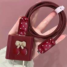 Funda protectora para adaptador y cable de carga con diseño de cerezas para iPhone 14/15 Pro Max, funda protectora para adaptador y cable de carga para iPhone 13/12/11, protector de enrollado de 18/20W, regalo para novio/novia - Multicolor - Ver 2