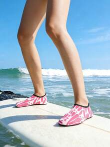 Unisex Fashion Quick-Dry Water Socks, Quick-Dry Water Shoes, Rubber Non-Slip Sole Soft Bottom Beach Shoes, Suitable For Diving, Swimming, Boating, Hiking, Yoga, Indoor Floors, Surfing, Breathable And Lightweight - Multicolor - View 3