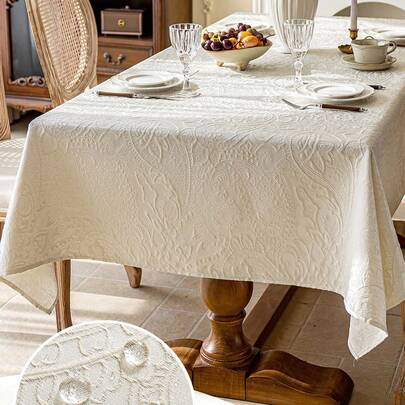 1 chiếc khăn trải bàn chống thấm nước, họa tiết Paisley dập nổi ánh ngọc trai, kiểu dáng cung điện trang nhã, phù hợp cho phòng khách, phòng ăn, tiệc tùng, đám cưới, trang trí nhà cửa, trang trí phòng, trang trí bàn và quà tặng ngày lễ. Có nhiều kích cỡ, phù hợp cho mọi mùa.