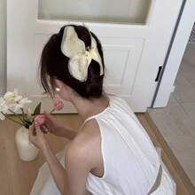 Kẹp tóc lưới hình bướm thanh lịch, giản dị dành cho nữ, thích hợp sử dụng hàng ngày, ở nhà, trường học, bãi biển, văn phòng, tiệc tùng, kỳ nghỉ, sinh nhật, tựu trường, năm mới, Ngày Valentine, Ngày của Mẹ, đám cưới, lễ hội âm nhạc, lễ tốt nghiệp. - trắng - Xem 2