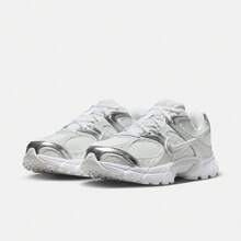 Giày thể thao nữ NIKE V5 RNR cổ thấp HQ7901-112 - Bạc - Xem 5