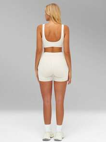 Bộ đồ thể thao MFVIM Xuân Hè gồm áo ngực và quần short, trang phục thể thao thường ngày dành cho nữ, thiết kế phối màu tương phản giúp nâng eo và thon gọn, quần short cạp cao + áo ôm sát, cạp chun co giãn + dây đeo có thể điều chỉnh, nhẹ và thoáng khí, phù hợp cho yoga, chạy bộ, tập thể dục, ở nhà, ngoài trời, chạy chậm, đạp xe, pilates, tập gym. - Màu be - Xem 7