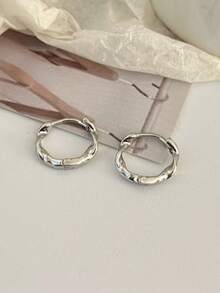 1 paire de boucles d'oreilles créoles géométriques torsadées en métal de luxe à la mode, convenant pour le port quotidien et les vacances des adolescentes - Argent - Voir 4