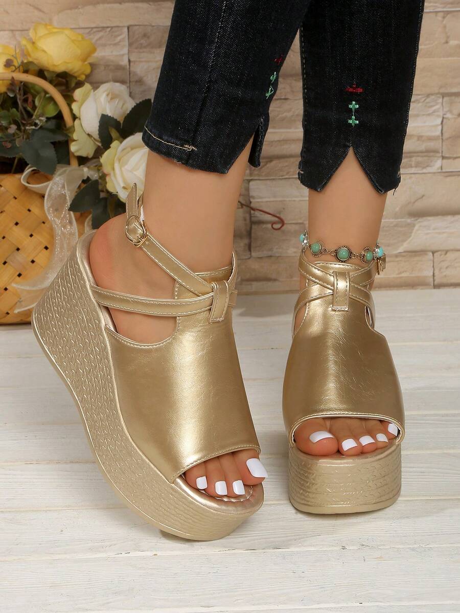 Women's New Casual Solid Color Platform Comfortable Sandals With Ankle Strap, Thick Sole Beach Shoes - Gold - View 1