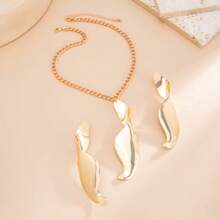 一套金色几何S形扭曲吊坠项链，金属光滑折叠耳环，夏季项链，简约首饰套装 - 金色 - 查看 4