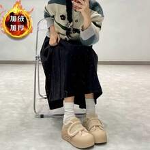 Women Flats - Apricot - View 3