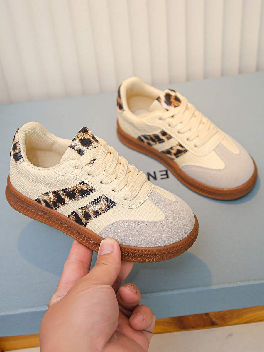 Baskets léopard pour tout-petits garçons et filles, chaussures de sport classiques allemandes pour enfants, chaussures de marche respirantes et décontractées à lacets, semelle en caoutchouc antidérapante, chaussures de mode pour petits et grands enfants - Blanc - Voir 1