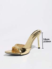 女士高跟镜面穆勒鞋，束腰设计，经典春夏款式，适合晚宴、宴会、户外活动、时装秀、T台走秀、婚礼、居家休闲等场合。尖头设计，电镀金色细高跟凉鞋，搭配高品质亮面箔片材质，套穿式，优雅高端时尚金色高跟鞋，优雅女士高跟鞋 - 香檳色 - 查看 5
