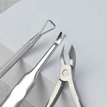 不锈钢去茧器，带去茧推和切割功能，专业指甲钳，角质层钳，手脚指甲去茧工具，银色 - 銀色 - 查看 4