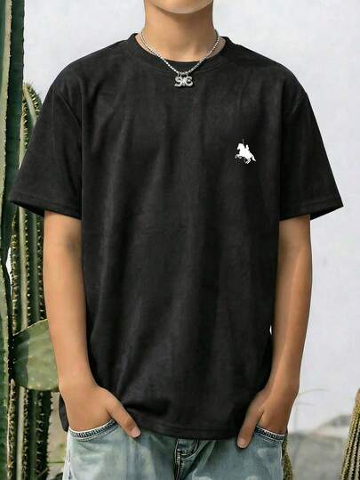 Camiseta de manga corta con estampado pequeño de ante negro y forro polar para niños preadolescentes, de corte holgado para uso casual en la escuela/exterior, primavera/verano