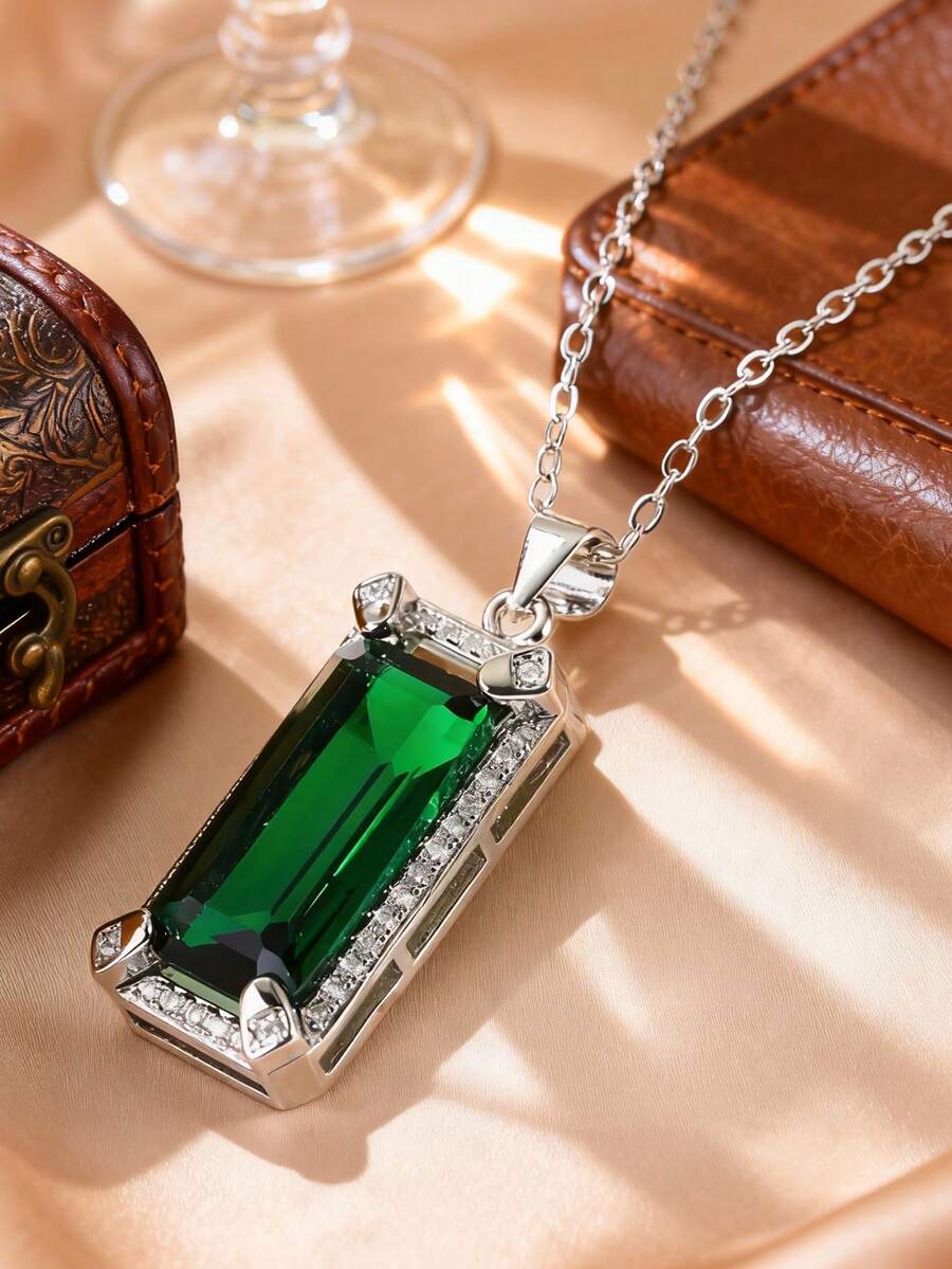 1 pieza Collar con colgante de plata S925 con rectángulo verde engastado, con diamante verde de corte central, estilo minimalista y elegante adecuado para uso diario y vestimenta de negocios ligera - Plateado - Ver 1