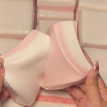 1pc Slow Rebound Double-Sided Strawberry Mochi Squishy - Soft & Chewy, Sweet Taste, Can Be Used As Stress Relief Toy, Christmas Gift, Party Favor - A - 查看 1