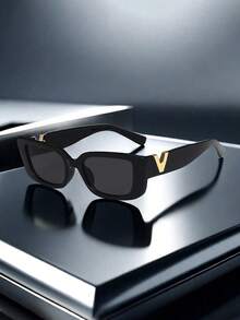 1 Cặp kính thời trang mới năm 2026, gọng nhỏ hình chữ V, kiểu dáng hiphop dành cho nữ. - Nhiều màu - Xem 2