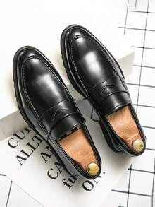 Slip-On Casual Loafer, geeignet für Frühling und Sommer, schwarze spitze Geschäfts-Lederschuhe, luxuriöse hochwertige braune Anzugschuhe im britischen Stil, bequeme flache Büroschuhe, elegante retroeinfache Slip-On Schuhe, hochwertige einfarbige Derby-Schuhe, klassisch für jungen Bräutigam Hochzeit 2026 neue orientalische Herrenschuhe, modische Fahrschuhe mit Markengefühl, Valentinstag Geschenk für Männer, Abschlussfeier/Party Anzugschuhe - Schwarz - Übersicht 13