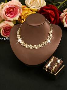 Bộ trang sức đính đá lấp lánh sang trọng, gồm vòng cổ choker và bông tai dáng dài, thiết kế hoa đính đá Cubic Zirconia cao cấp, chất liệu đồng, thích hợp làm quà tặng đám cưới, cô dâu, dạ hội, tiệc tùng, Ngày của Mẹ, sinh nhật, kỷ niệm. - Vàng - Xem 2