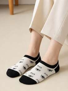 1双男士黑白眼睛图案抽象艺术设计透气棉混纺防滑船袜，适合旅行、居家、办公、节日送礼 - 黑與白 - 查看 4