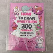 1 Cuốn sách gồm 300 hình vẽ đồ vật dễ thương, phù hợp cho những người yêu thích hội họa muốn học cách vẽ bất cứ thứ gì. Cuốn sách cung cấp các bước chi tiết để vẽ động vật, thực phẩm, quà tặng và những thứ tuyệt vời khác. "Cách vẽ mọi thứ: 300 hình vẽ" - Nhiều màu - Xem 7