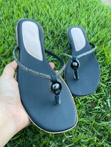 Flat Sandal With Shiny Upper And Decorative Bead. - BLACK - View 2