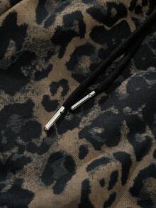 Modcrash Pantalones de chándal con estampado gráfico de leopardo de la jungla de estilo callejero de moda Y2K para hombres, un artículo imprescindible, desde el otoño hasta el verano - Marrón - Ver 5