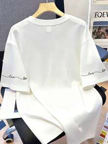 Camiseta gráfica con corazón y letra para tallas grandes, camisetas gráficas para mujer, blusas casuales blancas de verano - Blanco - Ver 3