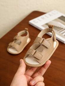 Màu Khaki