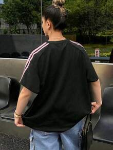 1件少女戶外休閒時尚配色條紋短袖T恤 春夏秋返校穿搭 - 黑色 - 查看 4