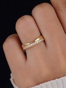 This Exquisite And Elegant Smiling Zirconia Ring Is Crafted With 925 Pure Silver, With A Unique Design, Making It The Perfect Gift For Fashionable Ladies To Attend Balls, Gatherings And Parties. - Gold - View 4