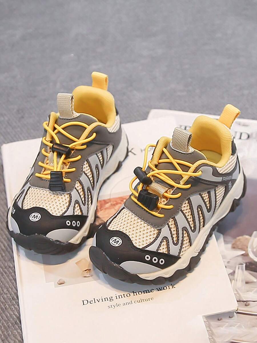 1 Pair 3-12 Years Old Girls' Yellow & Gray Contrast Color Letter Logo Tire Tread Thick Sole Breathable Mesh & PU Splice Toe Protection Shock Absorbing Lace-Up Casual Sneakers, Outdoor Sports Style, For Spring, Summer, Autumn, Children's Day - Yellow - View 1