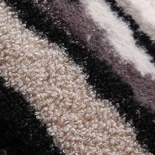Juego de 2 fundas de almohada decorativas de piel sintética negra y blanca 50 x 50 cm Rayas es y beige Uso en interiores y decorativo - negro - Ver 3