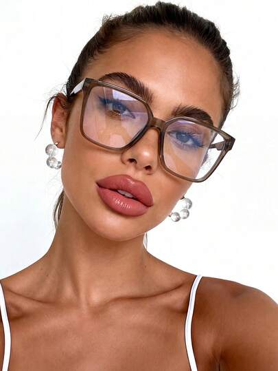 زوج من النظارات المربعة الأساسية الكاجوال الرجعية اللون الأخضر الزيتوني، مناسبة للاستخدام اليومي، المكتب، القراءة، مشاهدة التلفاز، الألعاب، استخدام الهاتف الذكي