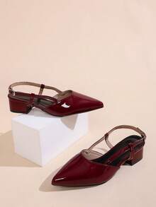 (尺寸偏小，可買小一號) 1雙杏色大尺碼女款高跟涼鞋，柔軟素色布料搭配後背帶扣設計，經典尖頭粗跟坡跟涼鞋，適合派對、購物、旅行、度假、戶外穿著，春夏新款 - 酒紅色 - 查看 5
