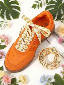 1双120厘米心形图案鞋带 - 亮金色和白色心形，轻便耐用，47.24英寸，适用于运动鞋、休闲鞋、时尚运动鞋和靴子，表面光亮，仅含鞋带（不含鞋子） - 金色 - 查看 7