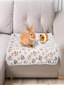 3/5pcs Washable Warm Guinea Pig Pad, Soft Fleece Mat Suitable For Guinea Pigs, Hamsters, Hedgehogs, Hamsters, Small Animals - Applicable For Sofa, Cage, Bed, Stroller In Winter - Suitable For Cats, Kittens Or Small Dogs - Christmas Gift - Multicolor - View 3