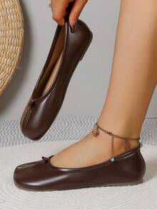 Giày mule da mềm màu nâu mới năm 2026, kiểu dáng xẻ mũi | Giày slip-on cổ điển, đa năng cho đi làm, hẹn hò, Tết Trung thu, Quốc khánh, Giáng sinh, Halloween, Lễ Tạ ơn và mặc hàng ngày. - màu nâu - Xem 3