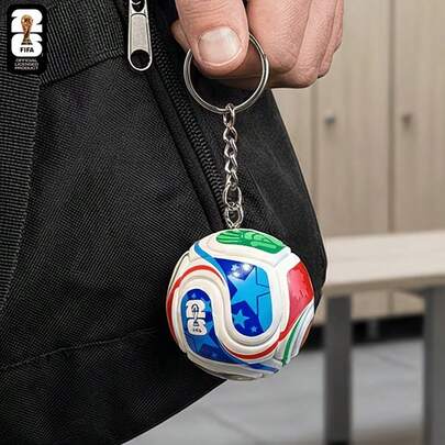 FIFA 2026年美国-加拿大-墨西哥足球主题钥匙扣，创意设计，足球迷小礼物，背包挂件，节日礼物，球迷礼物，挂饰，送给男朋友的礼物
