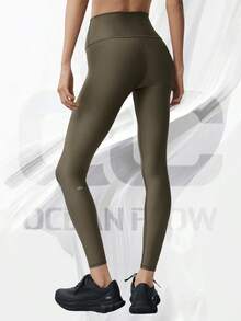 7/8 High-Waist Airlift Legging - Olive Tree - View 2