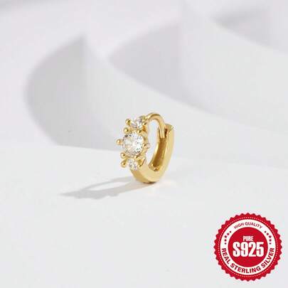 1 chiếc khuyên tai dạng vòng nhỏ nhắn, sang trọng bằng bạc sterling 925 mạ vàng, đính 3 viên đá CZ, không gây dị ứng, thích hợp làm quà tặng cho phụ nữ và bé gái, đeo hàng ngày, dự tiệc, đám cưới, Ngày của Mẹ.