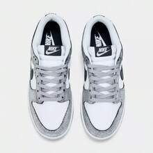 Nike Dunk Low SE Women's Casual Shoes Metallic Silver Off Noir White Silver DO5882-001 - Màu Xám nhạt - Xem 7