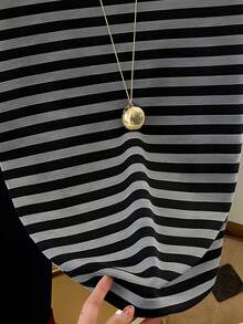 经典百搭杏色和棕色条纹优雅夏季女装，休闲圆领短袖T恤，黑色 - 黑色 - 查看 4