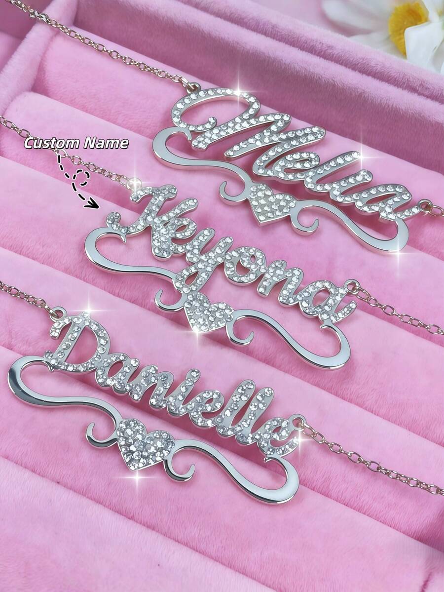 1 chiếc vòng cổ tên đính kim cương theo yêu cầu - Vòng cổ tên tự làm với kim cương, dây chuyền hộp bằng thép không gỉ, vòng cổ tên đính kim cương toàn bộ - Vòng cổ tên viết tay đính kim cương theo yêu cầu, vòng cổ tên tùy chỉnh, vòng cổ tên viết tay, vòng cổ tên lấp lánh, trang sức tên đính pha lê, vòng cổ cá nhân hóa, vòng cổ tên thủ công, quà Giáng sinh - Vòng cổ tùy chỉnh - Xem 1