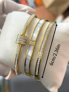 Bộ 3 vòng tay bằng thép không gỉ mạ vàng 18K đính đá Zirconia, trang sức sáng bóng, chất lượng cao, thích hợp làm quà tặng thời trang cho Giáng sinh, Ngày Valentine và Sinh nhật. Phụ kiện thép không gỉ cao cấp tinh tế và thanh lịch, món quà hoàn hảo cho bạn bè và người yêu, thích hợp cho các bữa tiệc, lễ kỷ niệm sinh nhật và các dịp khác, phụ kiện đa chức năng, thiết kế đơn giản và sang trọng. - vàng - Xem 10
